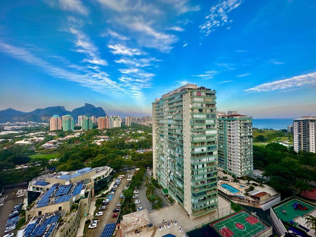 Four Seasons 5 Stars Apartemen